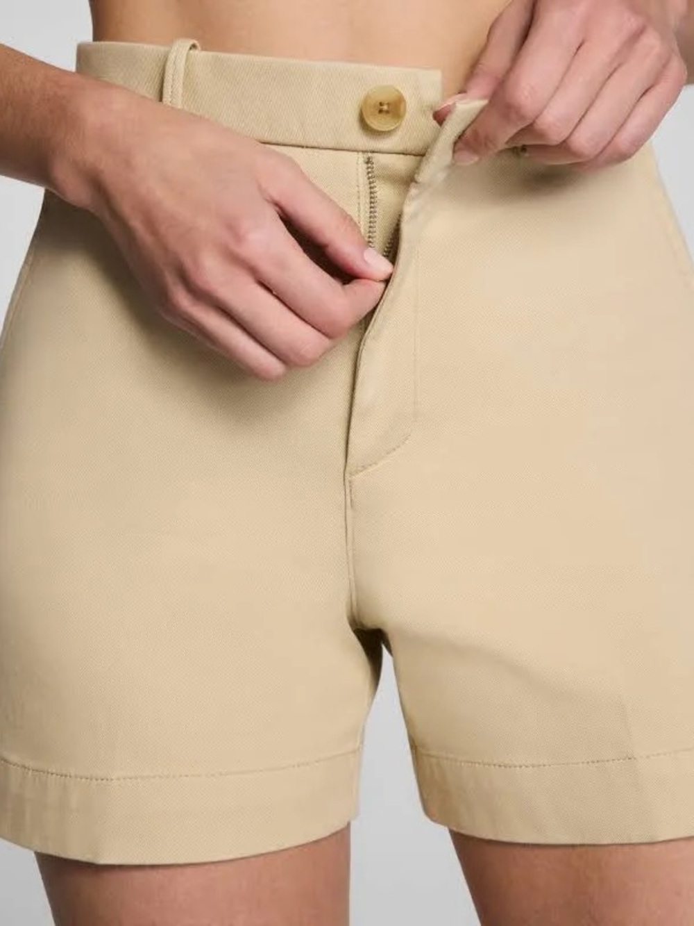 NWT SPANX Supersmooth Stretch Twill High-Rise Tailored Khaki Women's Shorts XL - Picture 5 of 13